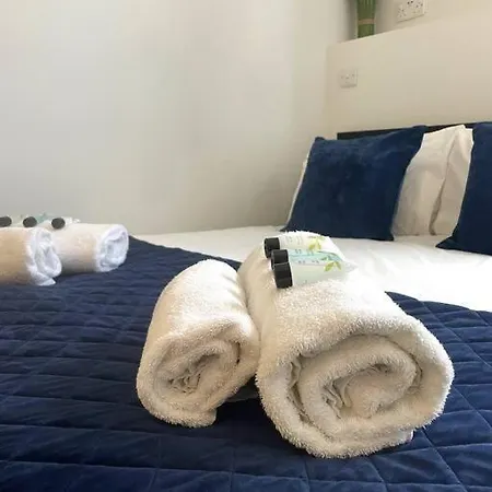 The Snug - Centre 아파트 요크