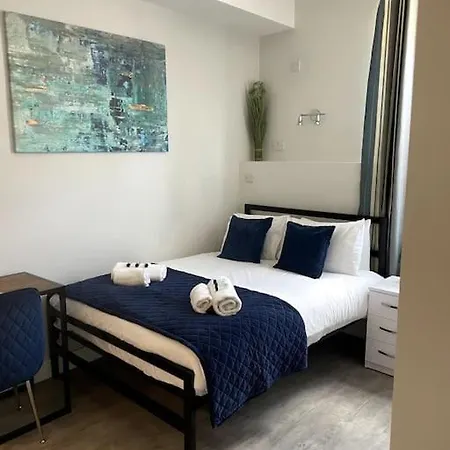 The Snug - Centre York